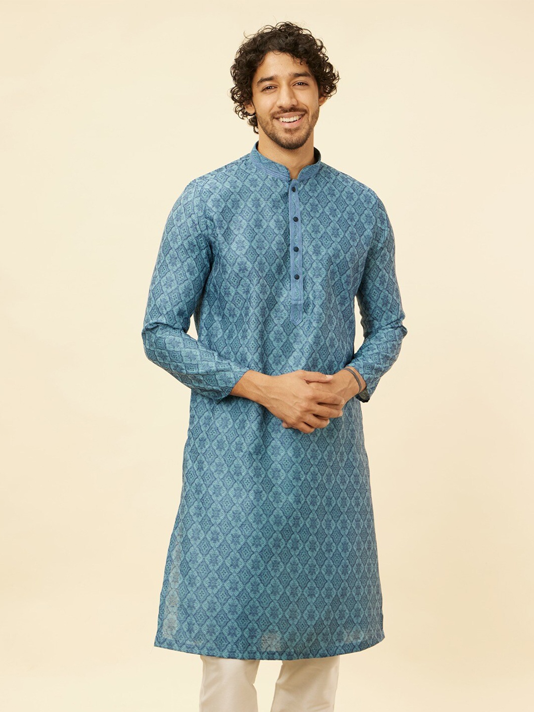 

Manyavar Mandarin collar Ethnic Motifs Printed Regular Kurta with Pyjamas, Blue