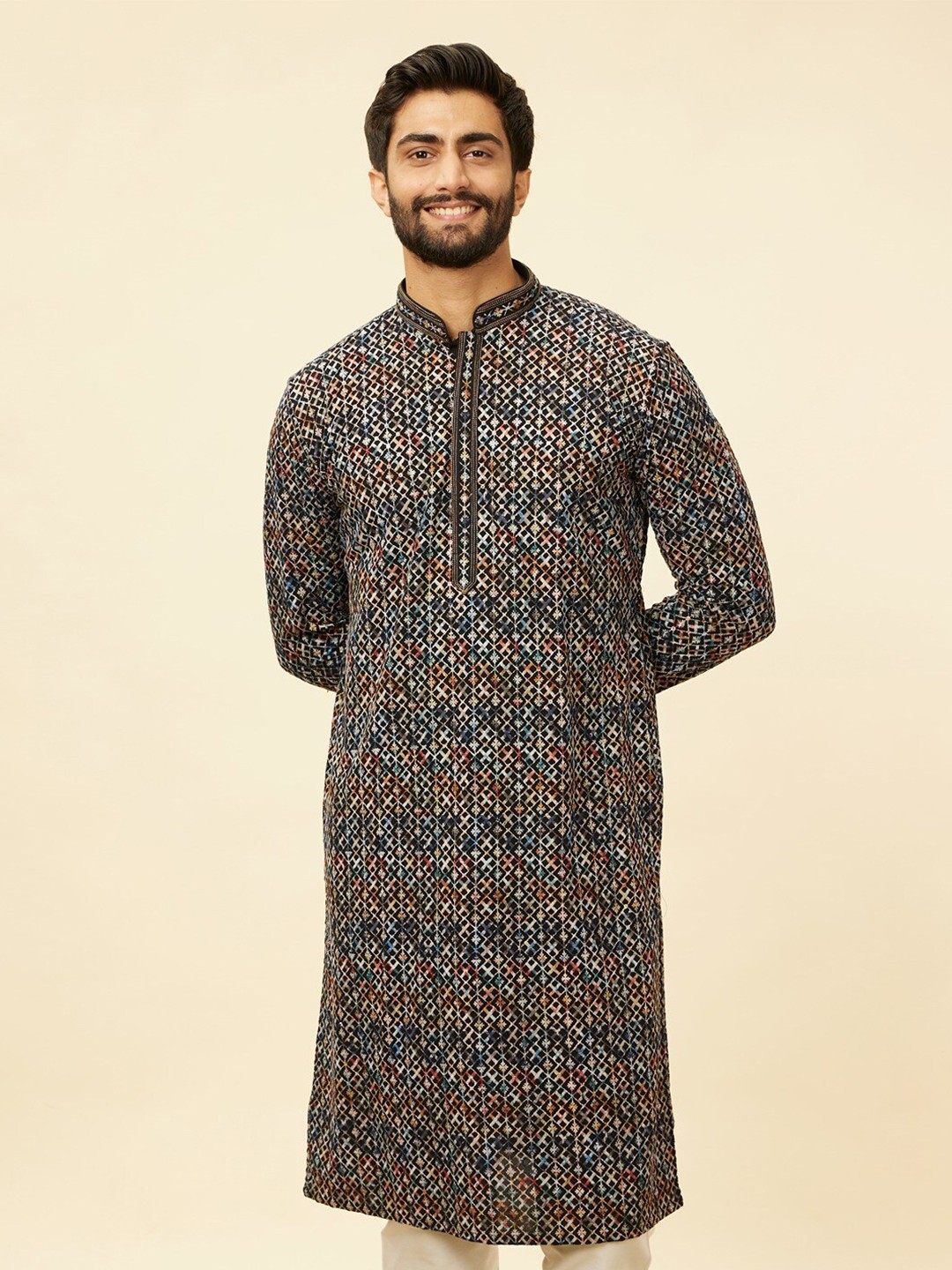

Manyavar Geometric Embroidered Mandarin Collar Kurta with Churidar, Black