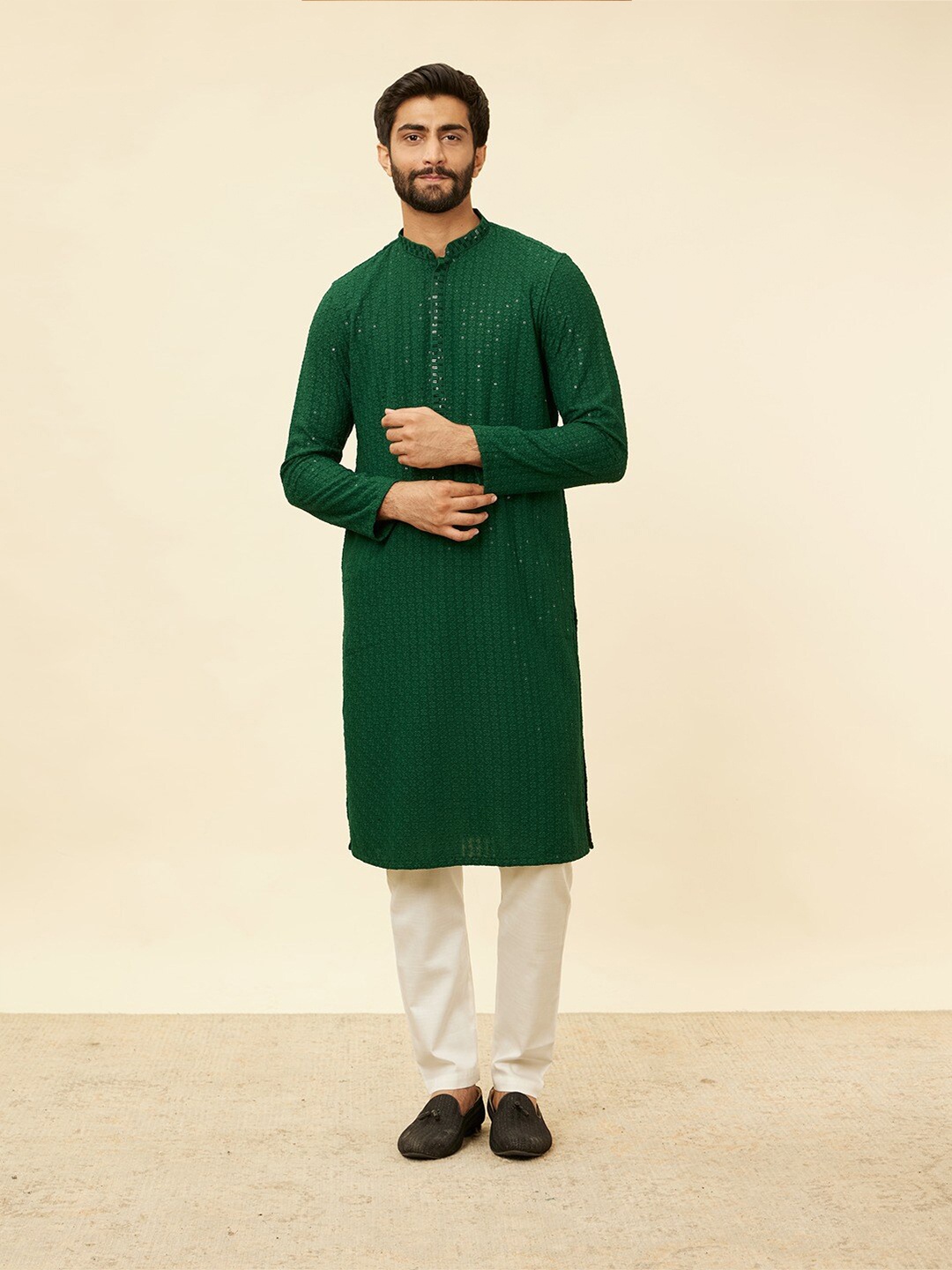 

Manyavar Mandarin Collar Long Sleeves Embroidered Sequinned Kurta with Pyjamas, Green