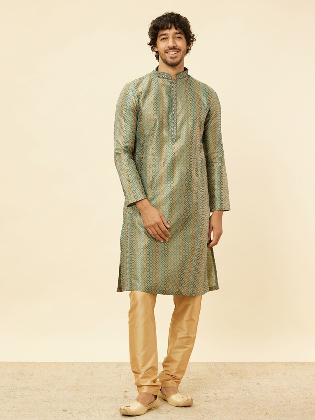 

Manyavar Ethnic Motifs Woven Design Zari Mandarin Collar Straight Kurta with Pyjamas, Blue