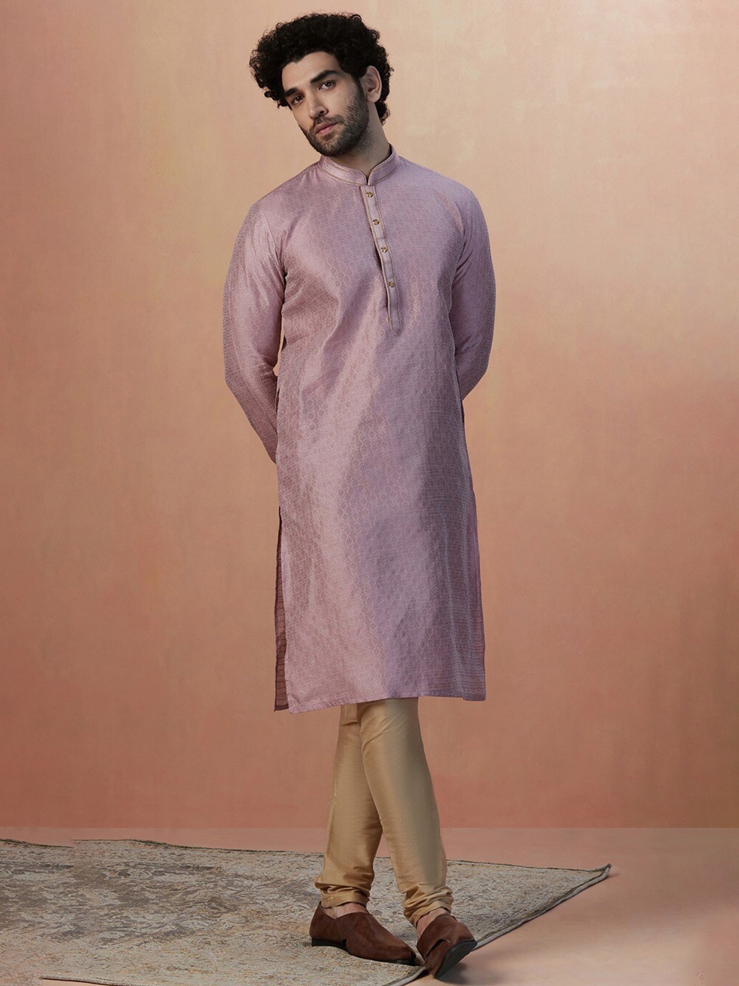 

Manyavar Mandarin Collar Ethnic Motifs Self Design Straight Kurta With Pyjamas, Pink