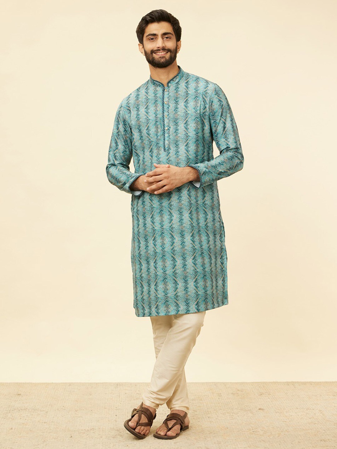 

Manyavar Chevron Mandarin Collar Kurta, Green