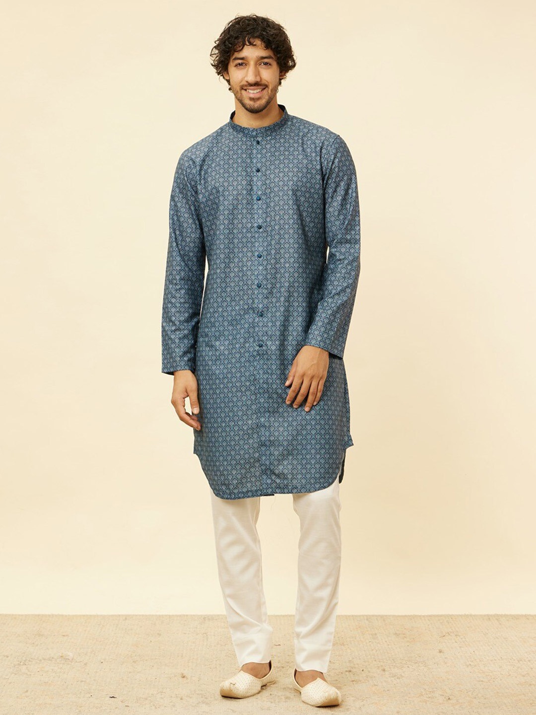 

Manyavar Ethnic Motifs Mandarin Collar Pathani Kurta, Blue