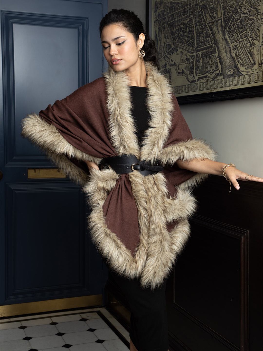 

Rhe-Ana Women Faux Fur Stole, Brown
