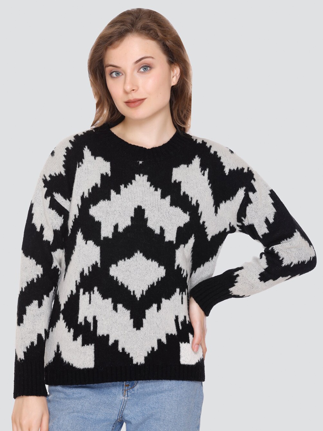 

GOSHA & MAU Abstract Printed Woollen Pullover Sweater, Black