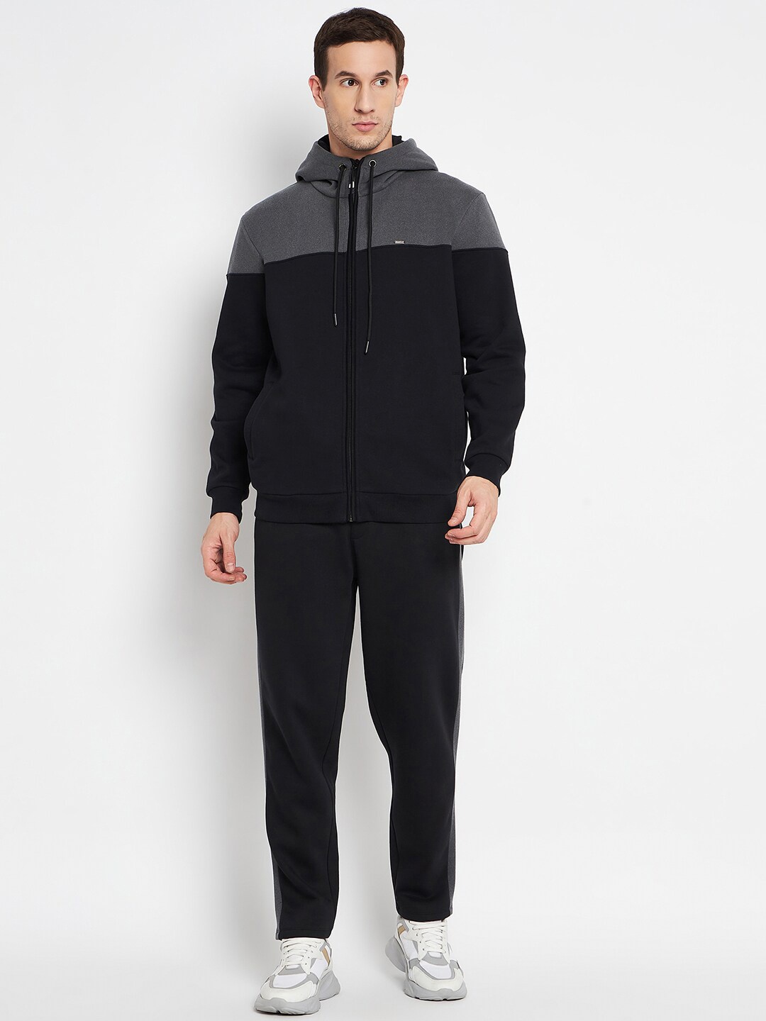 

EDRIO Hooded Fleece Tracksuit, Black