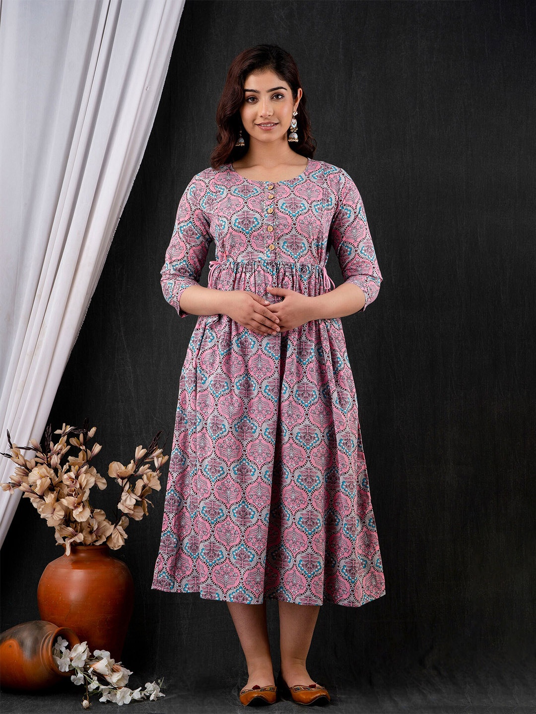 

Mialo fashion Floral Printed Round Neck Fit and Flare Maternity Dress, Pink