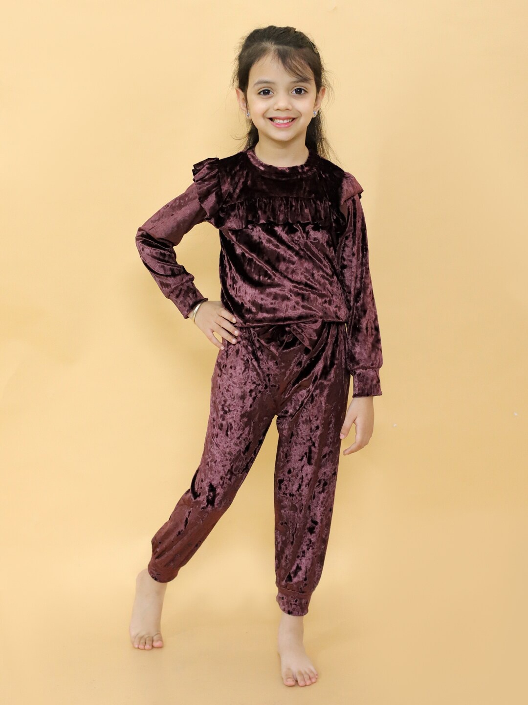

Stuffie Land Girls Round Neck Collar Long Sleeves Ruffled Night Suit, Brown