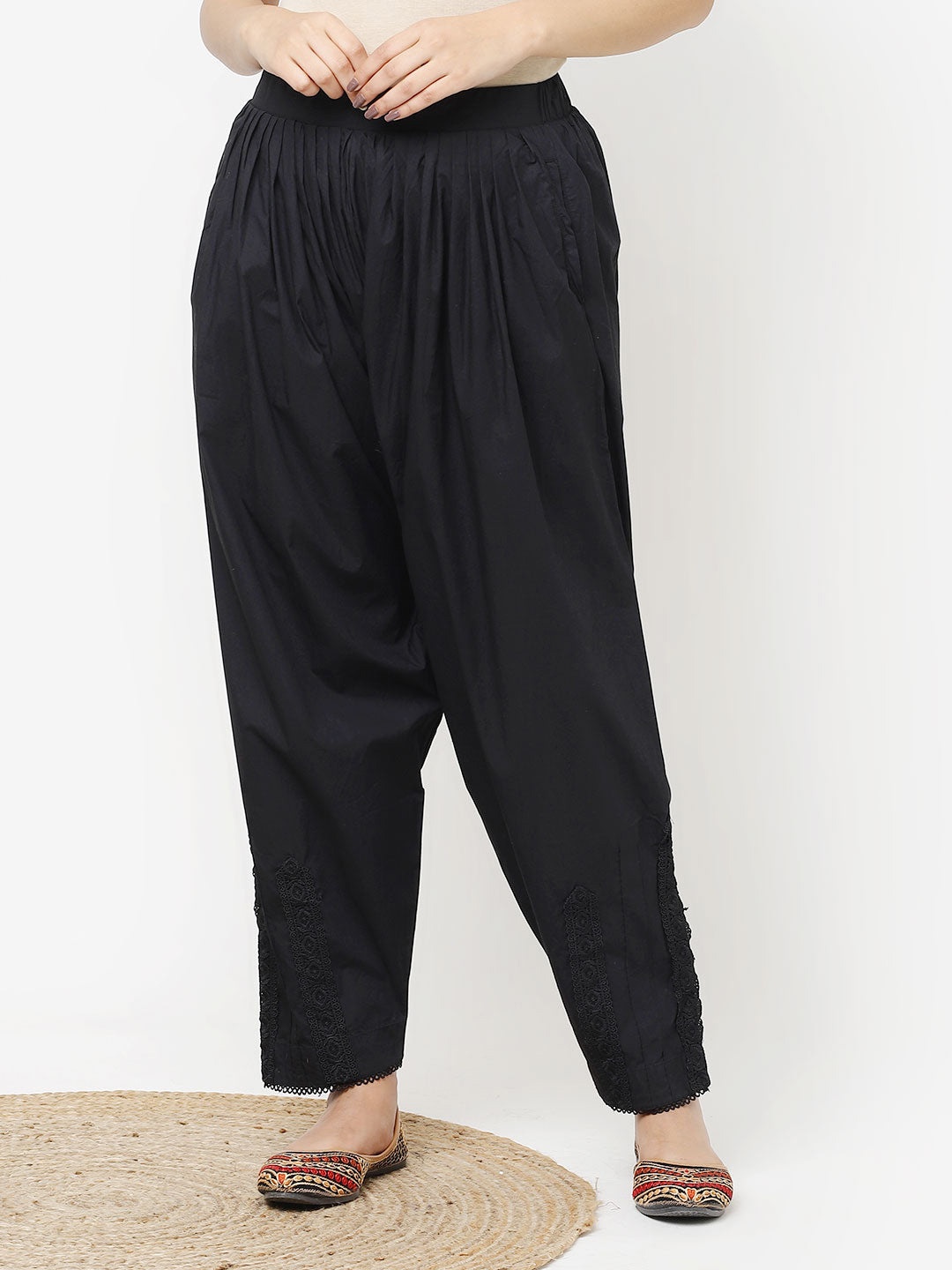 

Lakshita Pleated Pure Cotton Loose-Fit Salwar, Black