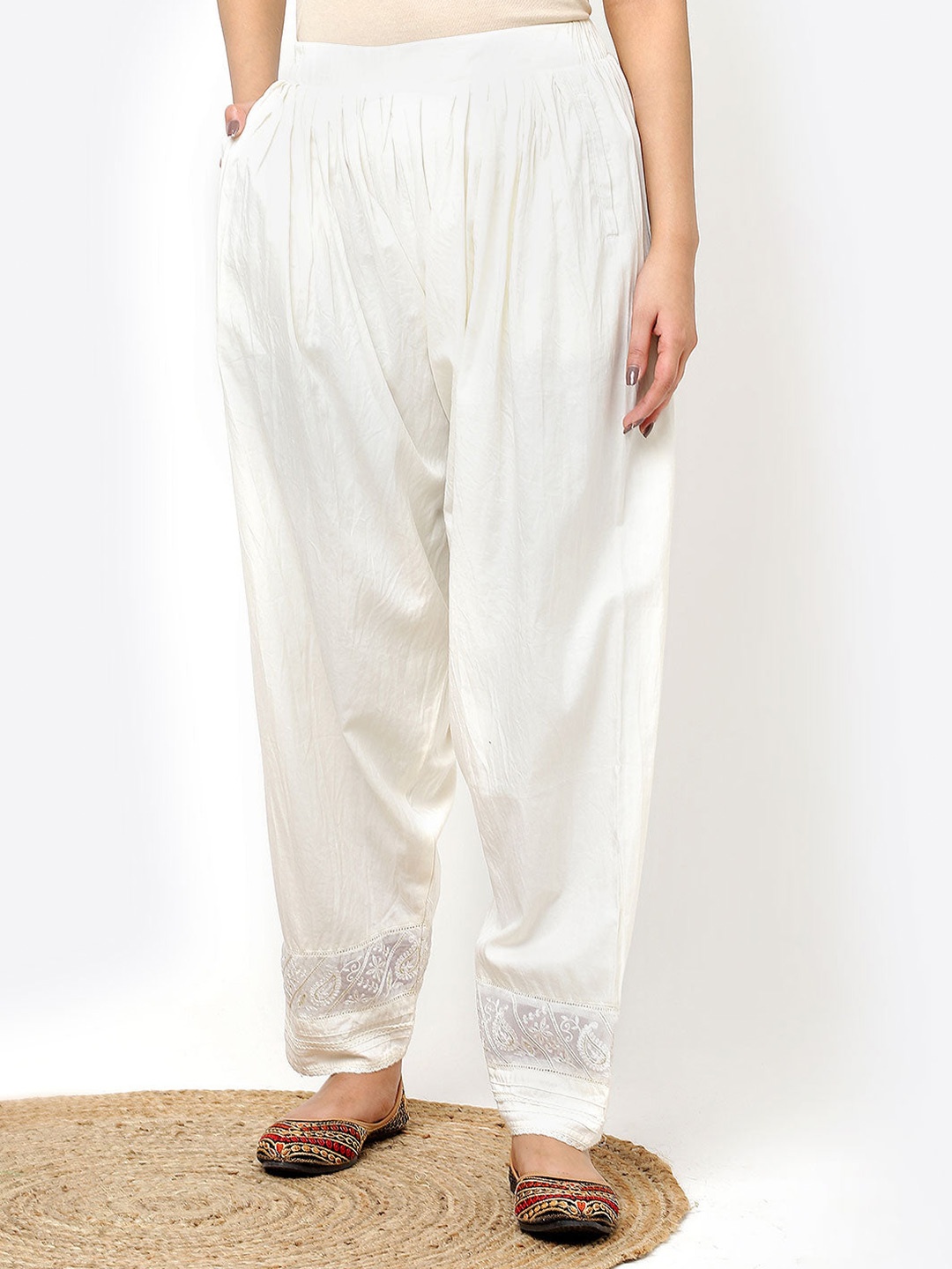 

Lakshita Lace Detailing Loose-Fit Pleated Pure Cotton Salwar, Off white