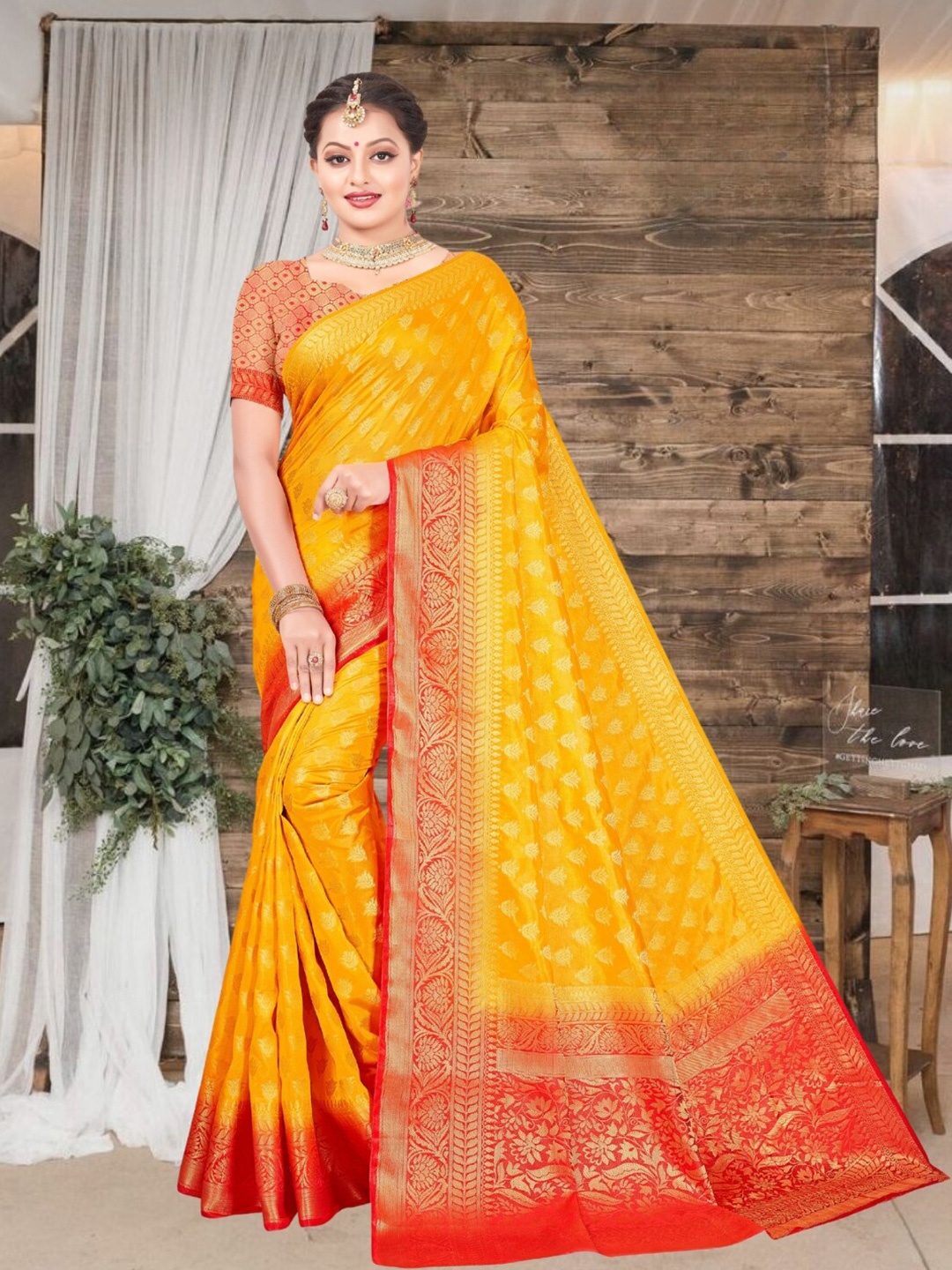

Mitera Ethnic Motifs Woven Design Zari Kanjeevaram Saree, Yellow