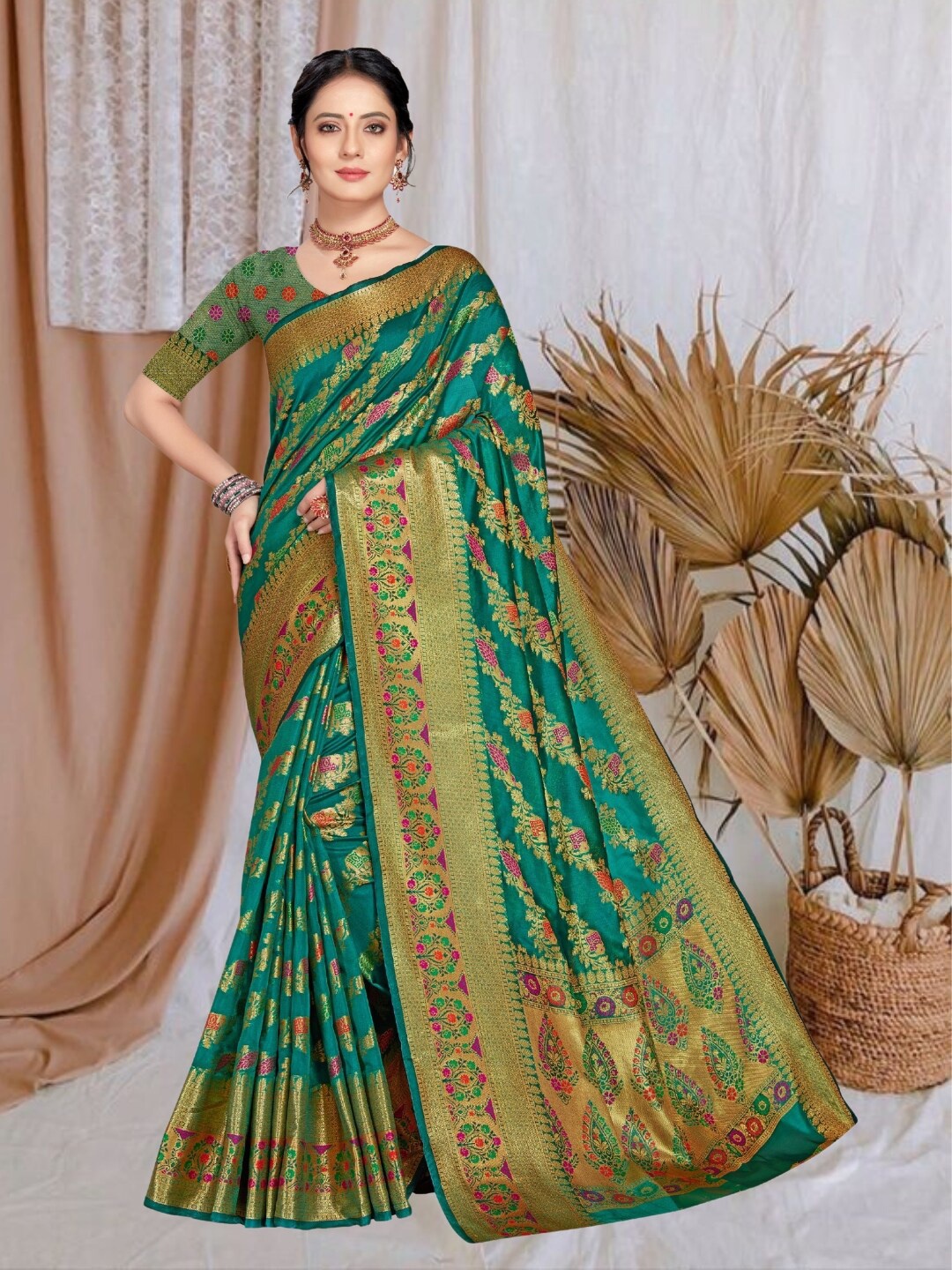 

Mitera Woven Design Zari Organza Banarasi Saree, Green