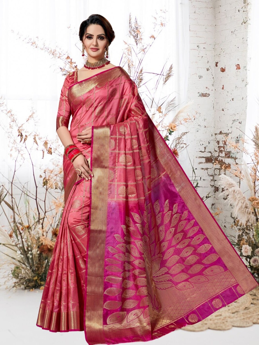 

Mitera Ethnic Motifs Zari Kanjeevaram Saree, Peach