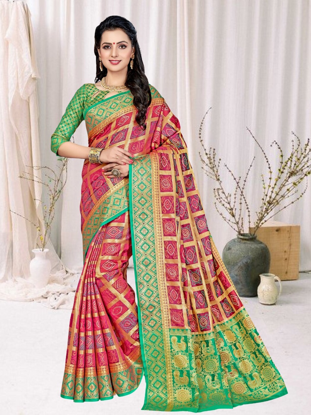 

Mitera Woven Design Zari Kanjeevaram Saree, Magenta