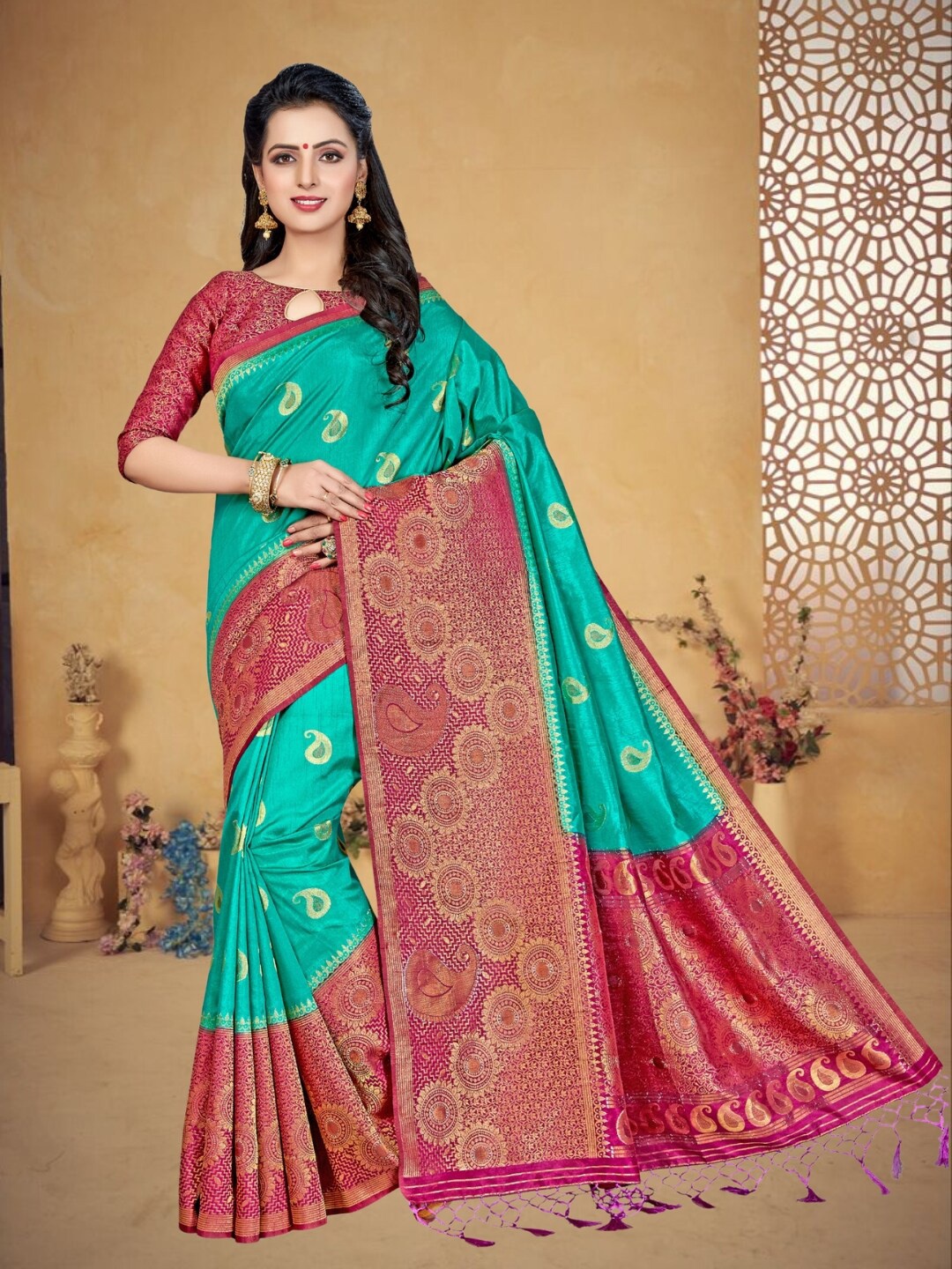

Mitera Turquoise Blue & Pink Ethnic Motifs Woven Design Zari Silk Kanjeevaram Saree