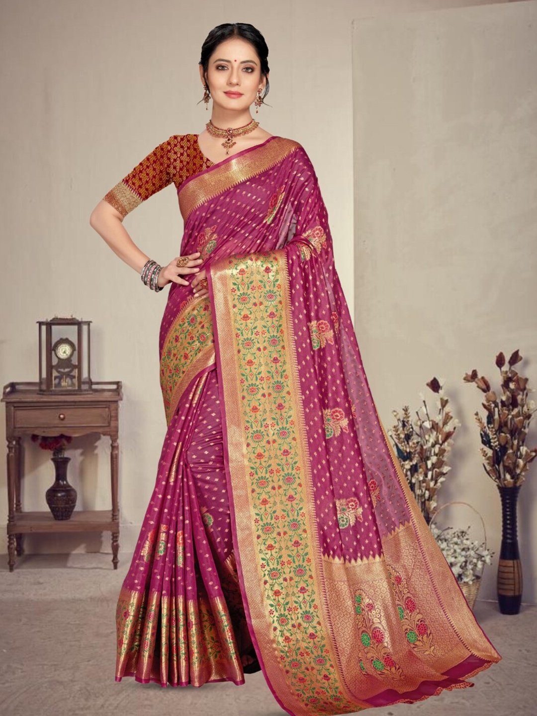

Mitera Magenta & Gold toned Woven Design Zari Organza Banarasi Saree