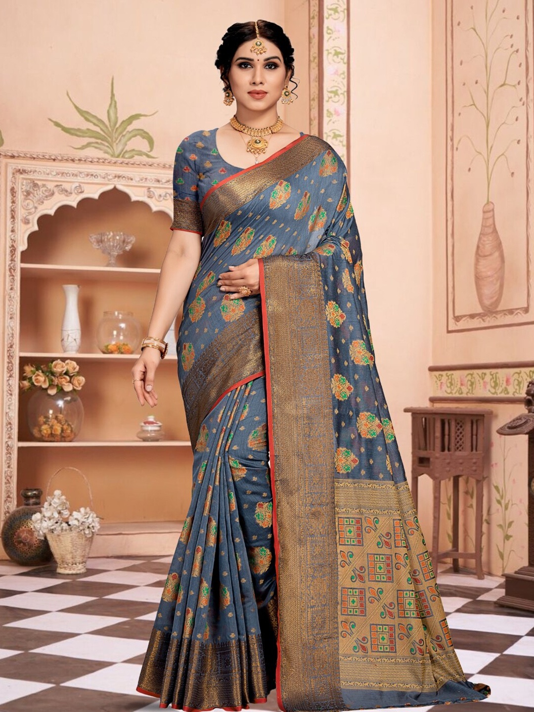 

Mitera Floral Woven Design Zari Pure Cotton Chanderi Saree, Grey