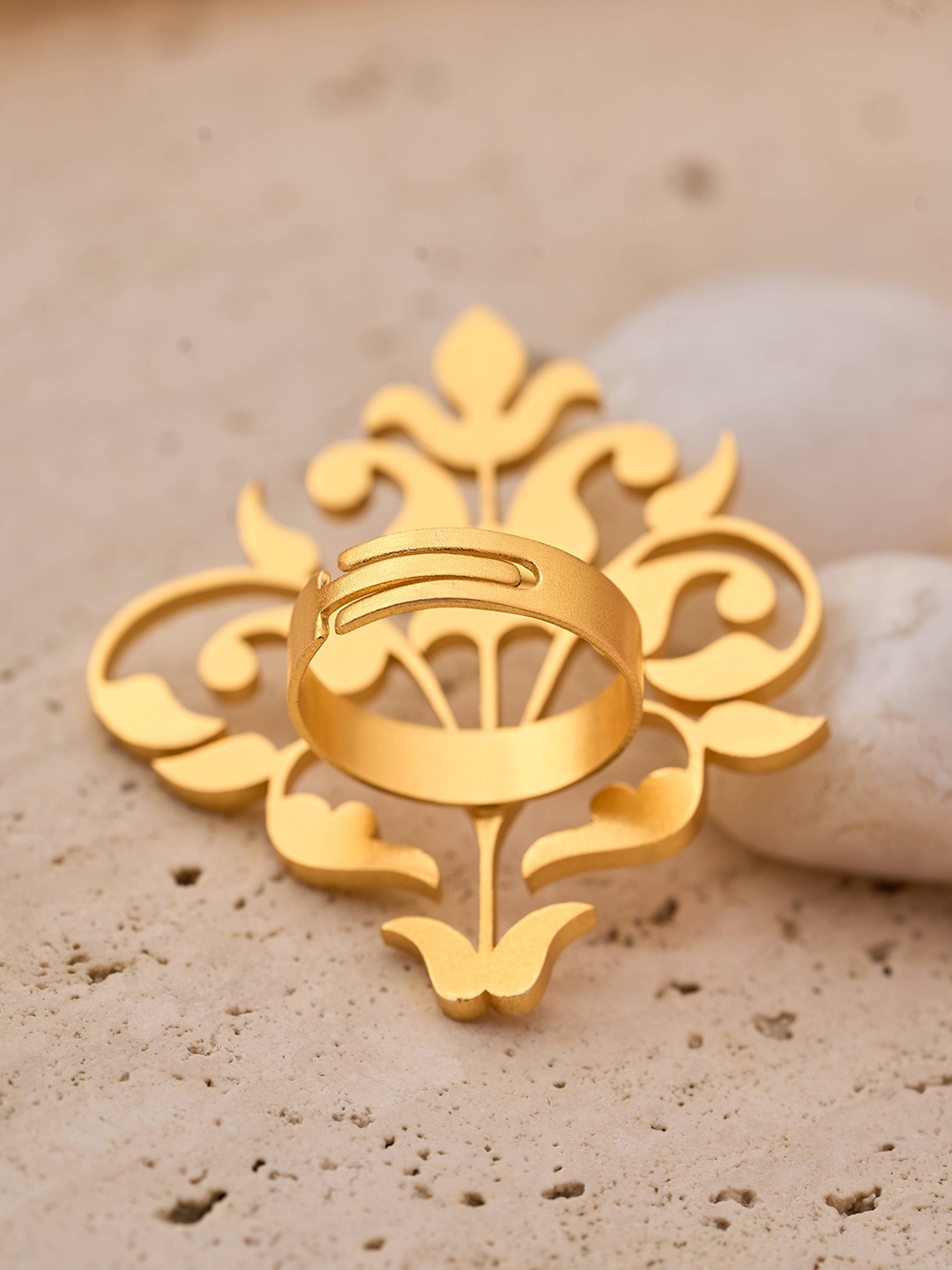 

trueBrowns Gold-Plated Adjustable Finger Ring