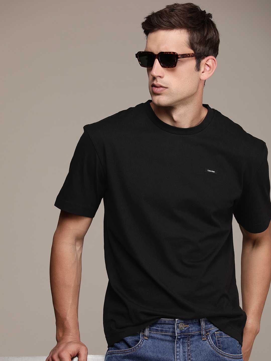 

Calvin Klein Jeans Men Pure Cotton T-shirt, Black