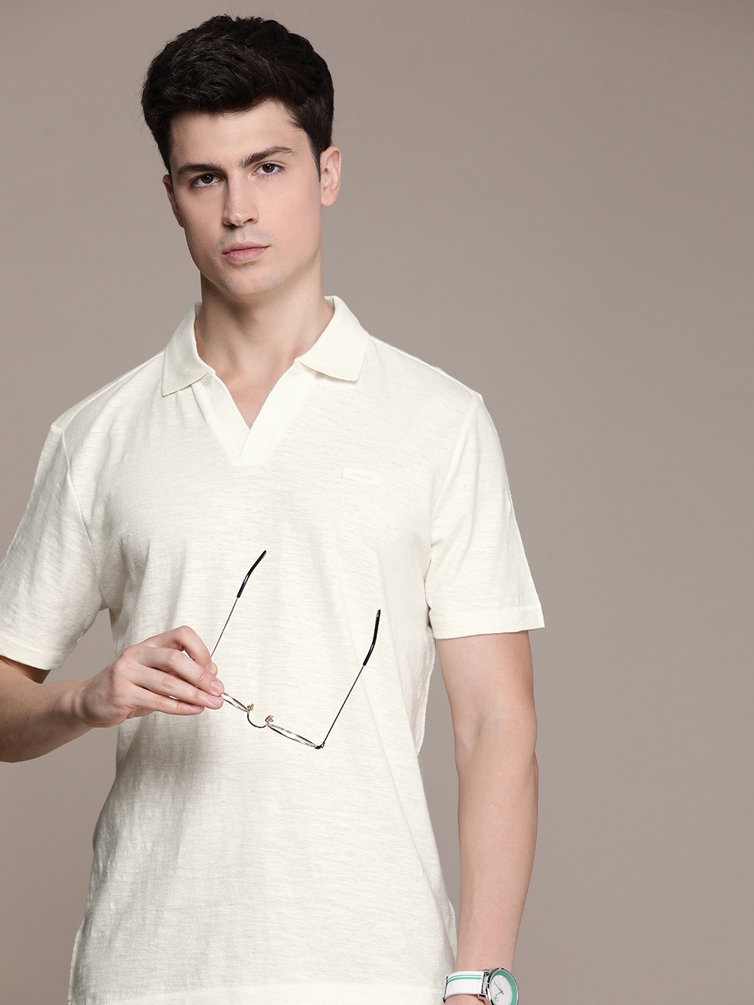 

Calvin Klein Jeans Solid Polo Collar Cotton Linen T-shirt, Cream