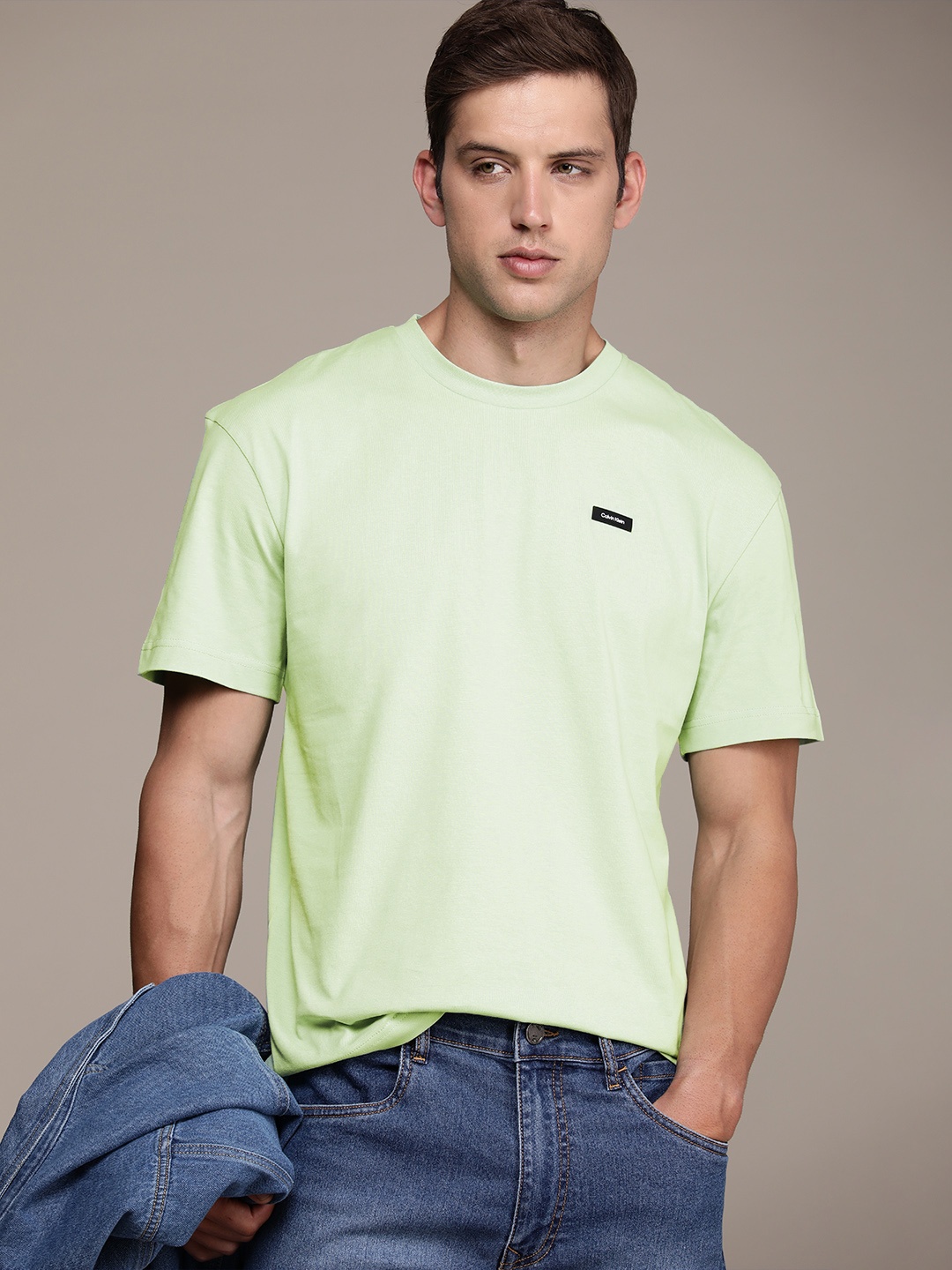

Calvin Klein Jeans Men Pure Cotton T-shirt, Green