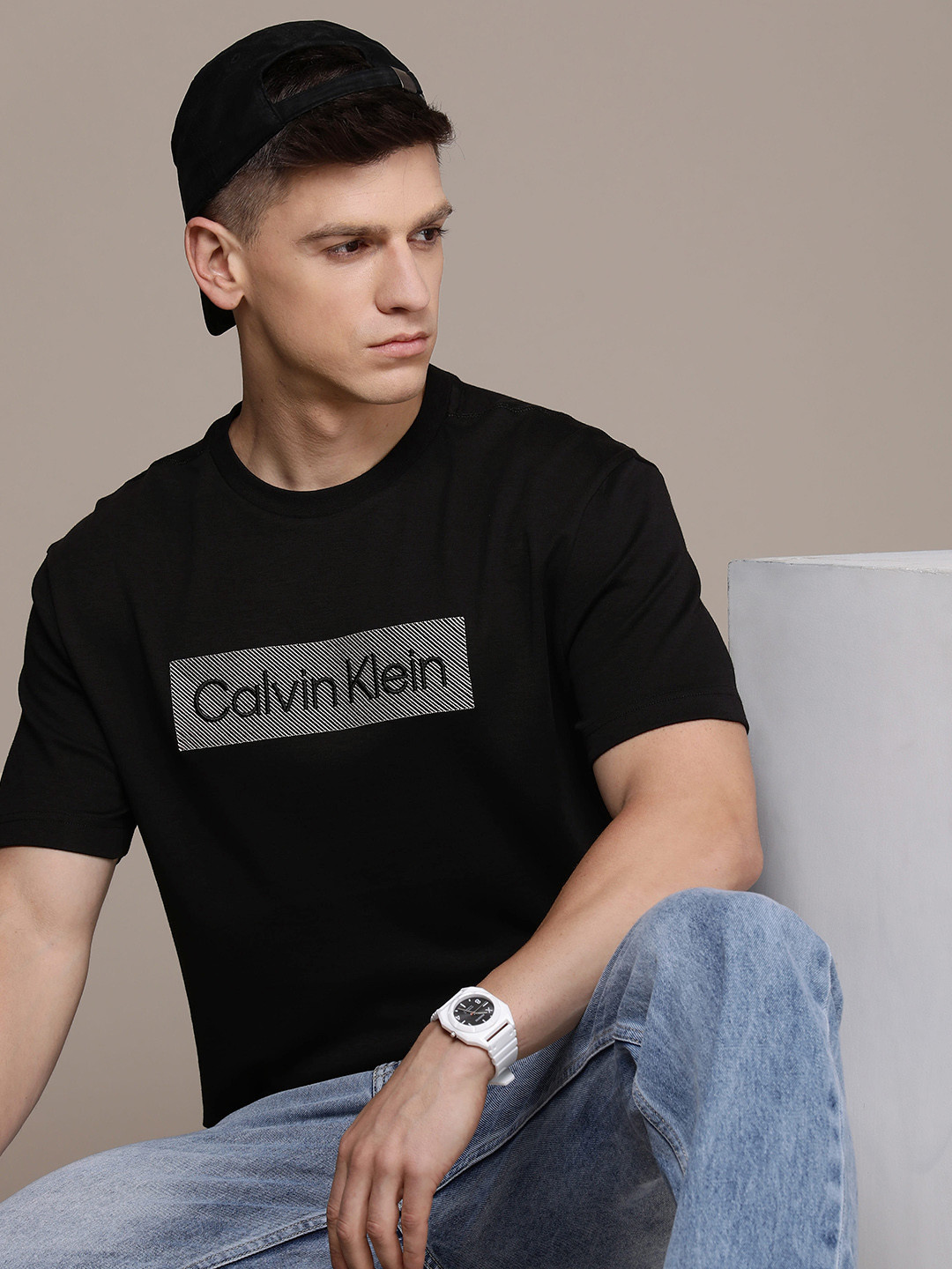 

Calvin Klein Jeans Men Brand Logo Embroidered Pure Cotton T-shirt, Black