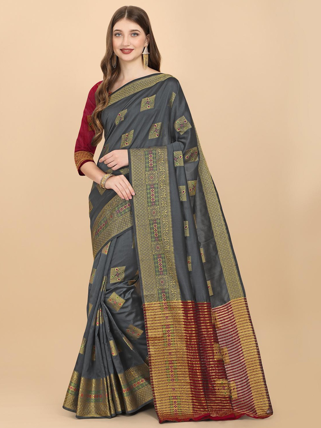 

LIMDO Grey & Maroon Ethnic Woven Design Zari Pure Silk Banarasi Saree