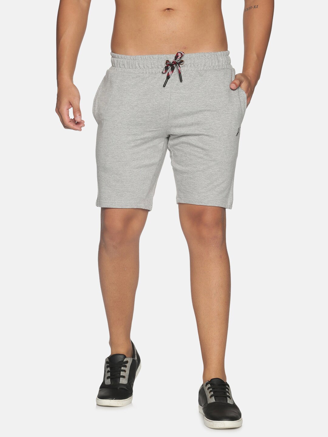 

THE HOLLANDER Men Mid-Rise Cotton Shorts, Grey melange