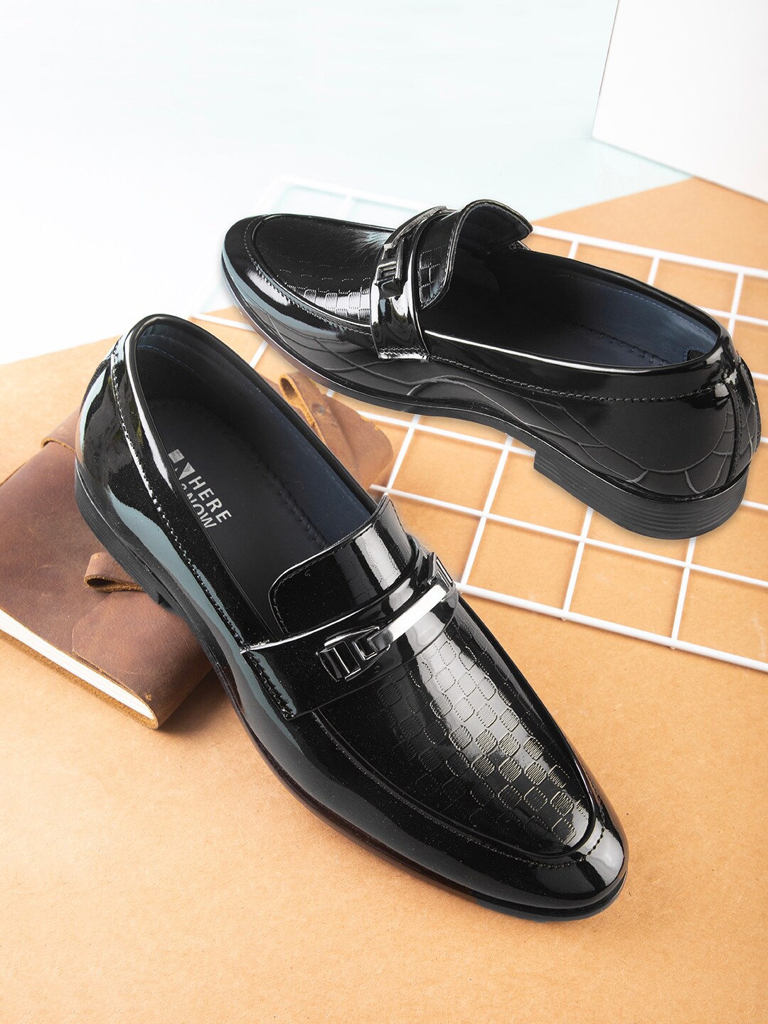 

HERE&NOW Men Textured Formal Loafers, Black