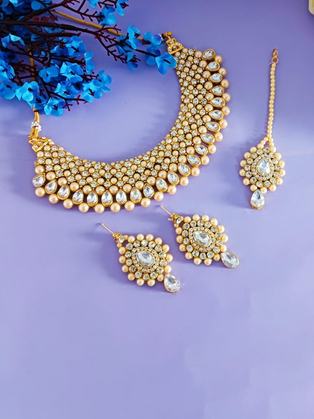 

Efulgenz Gold Plated Kundan Jewellery Set