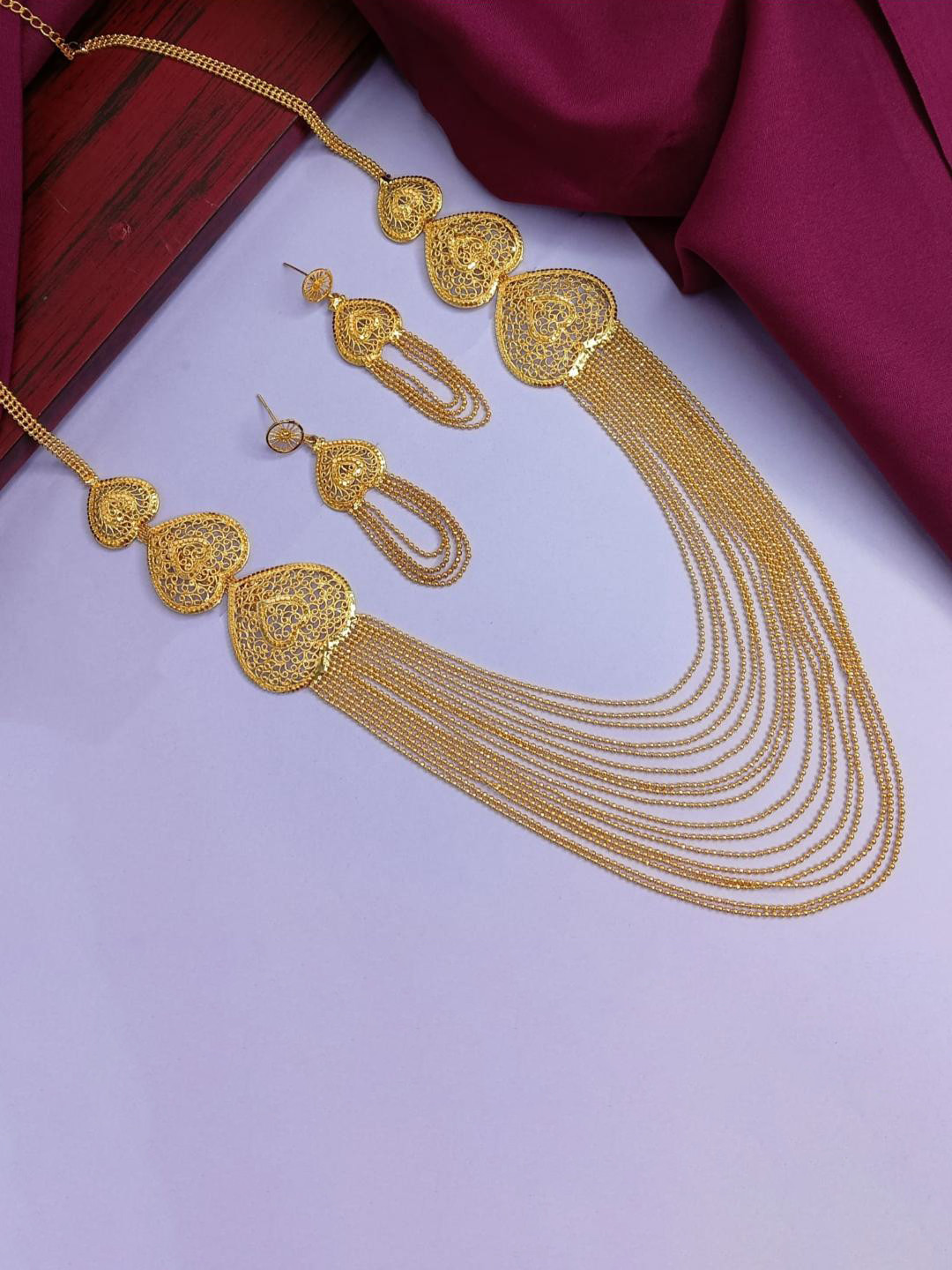 

Efulgenz Gold-Plated Jewellery Set