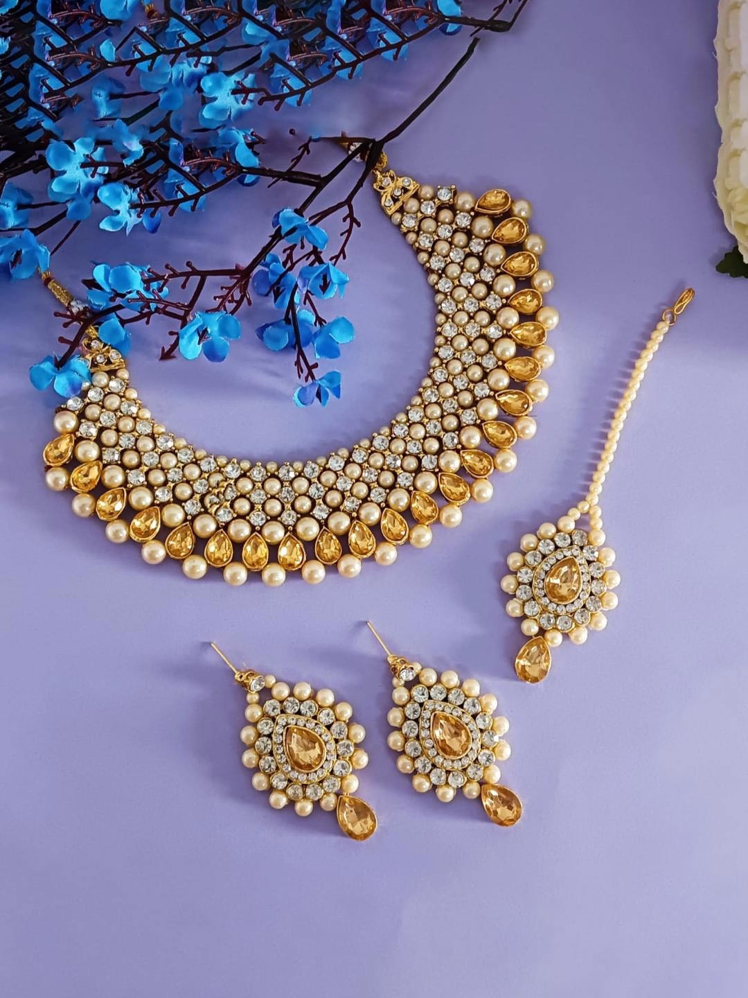 

Efulgenz Gold-Plated Crystal-Studded & Beaded Jewellery Set