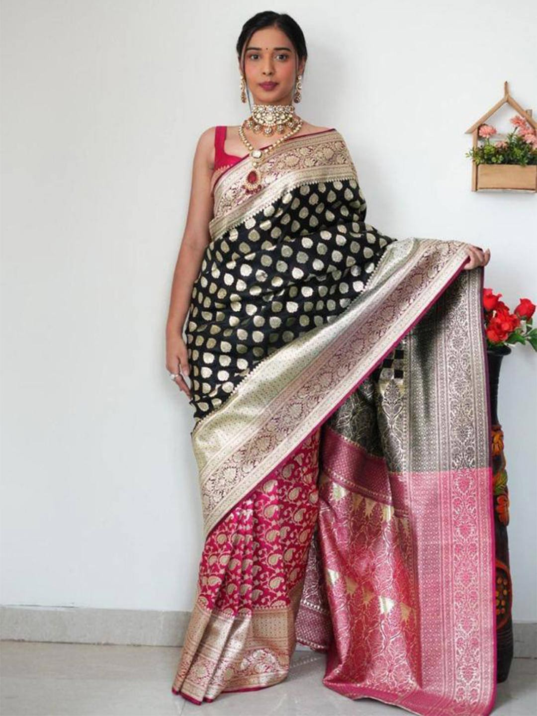 

FABIAN FASHION Ethnic Motif Woven Design Silk Cotton Kanjeevaram Half & Half Zari Saree, Black