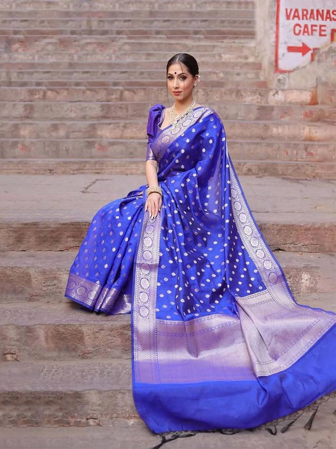 

FABIAN FASHION Ethnic Woven Design Cotton Banarasi Zari Saree, Blue