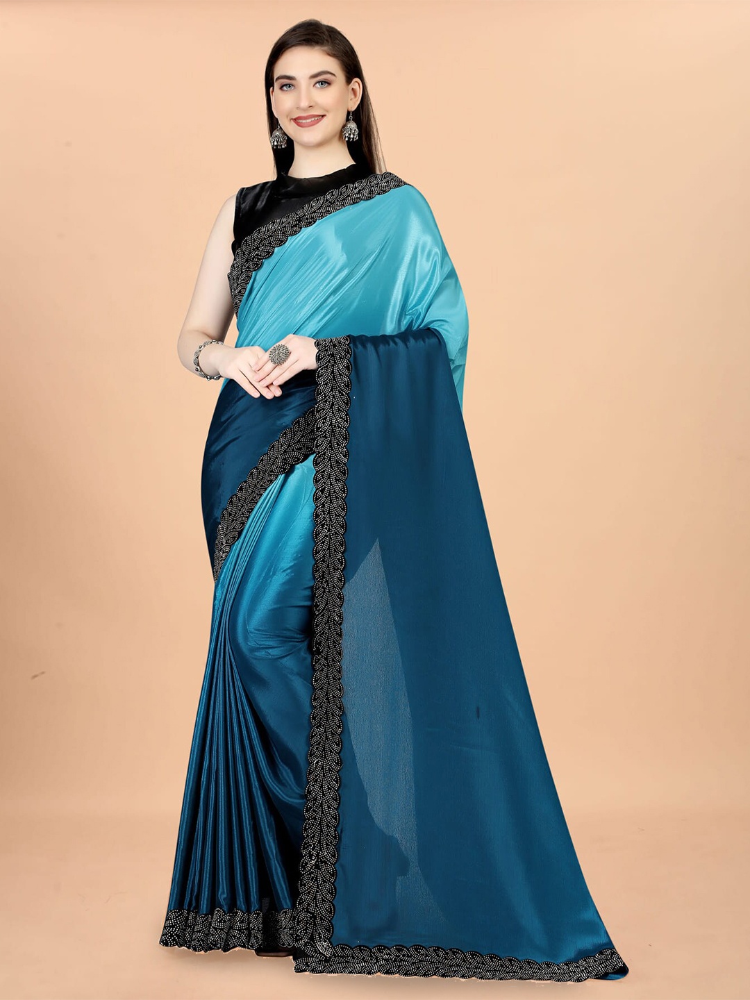 

Mitera Ombre Dyed Beads And Stones Embellished Silk Cotton Paithani Saree, Blue