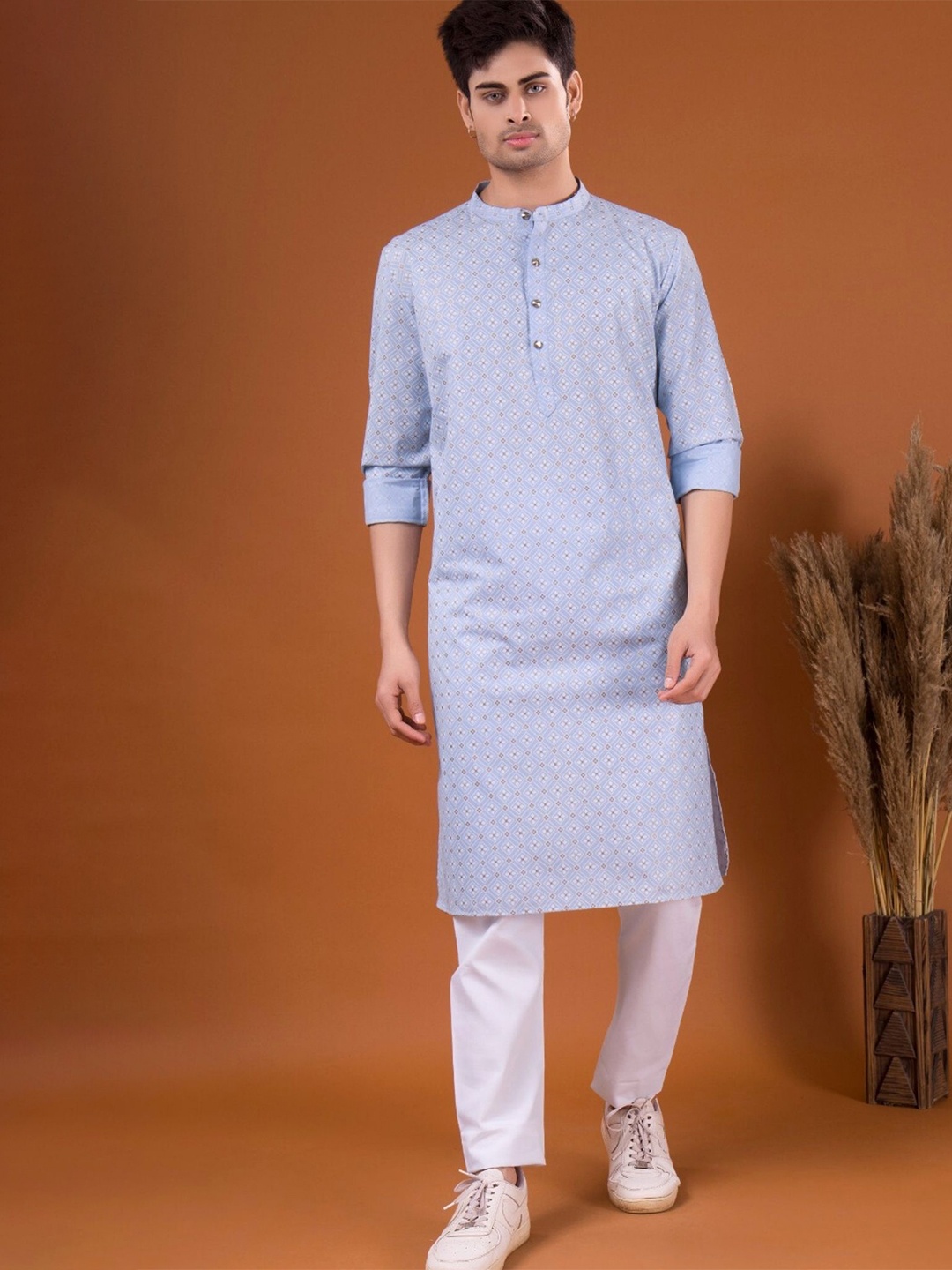 

SHIWAM ETHNIX Printed Mandarin Collar Kurta With Pyjama, Blue