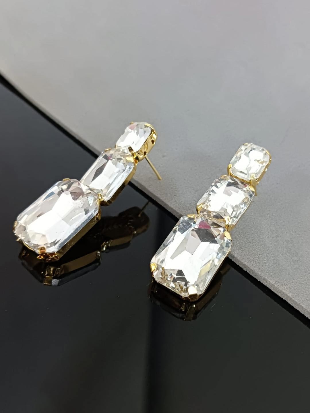 

Efulgenz Gold-Plated Crystals Studded Drop Earrings