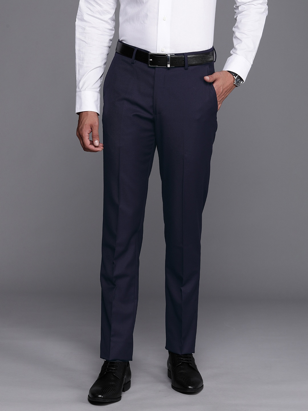 

Louis Philippe Men Slim Fit Trousers, Navy blue