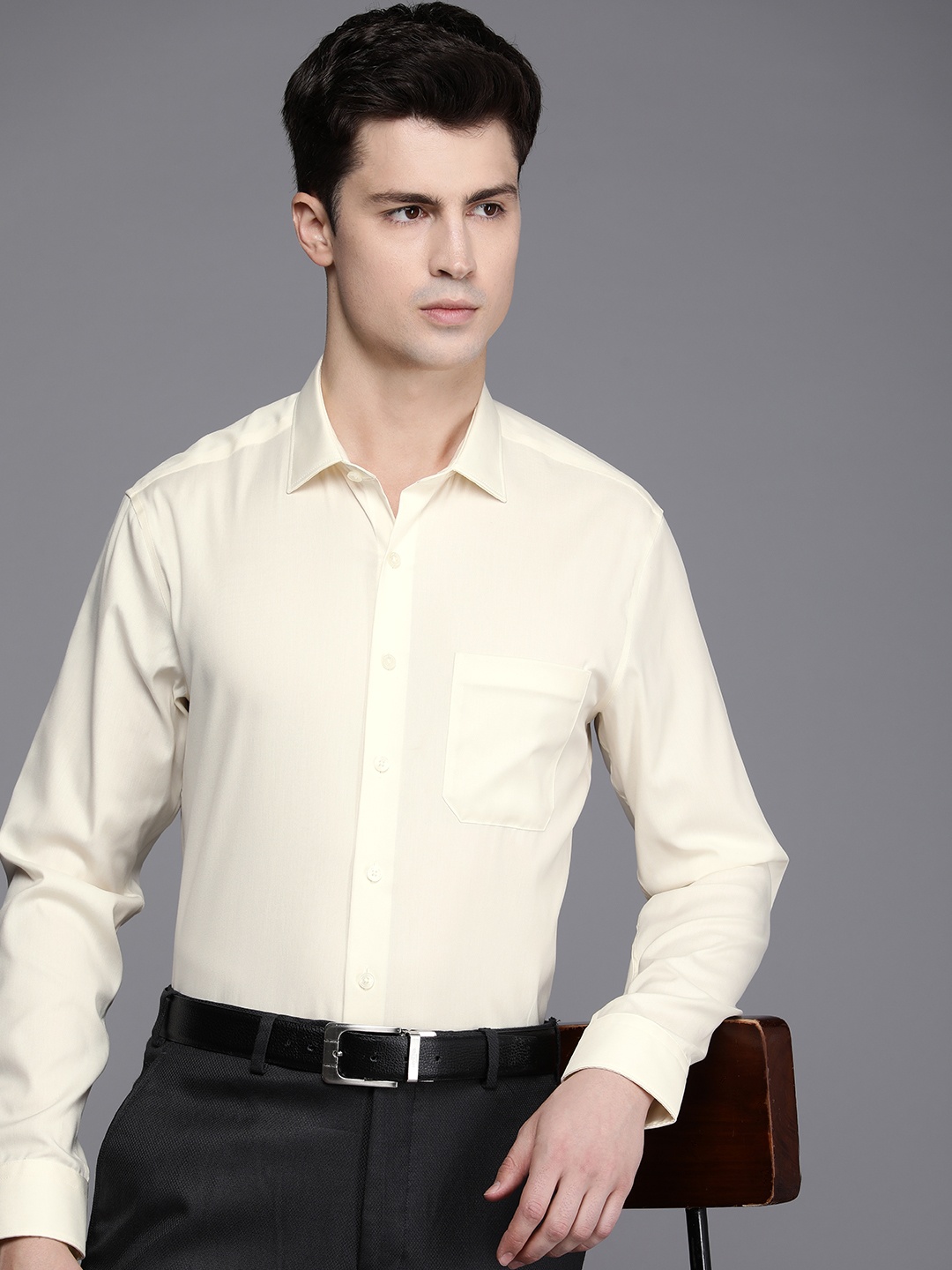 

Louis Philippe Solid Slim Fit Pure Cotton Formal Shirt, Cream
