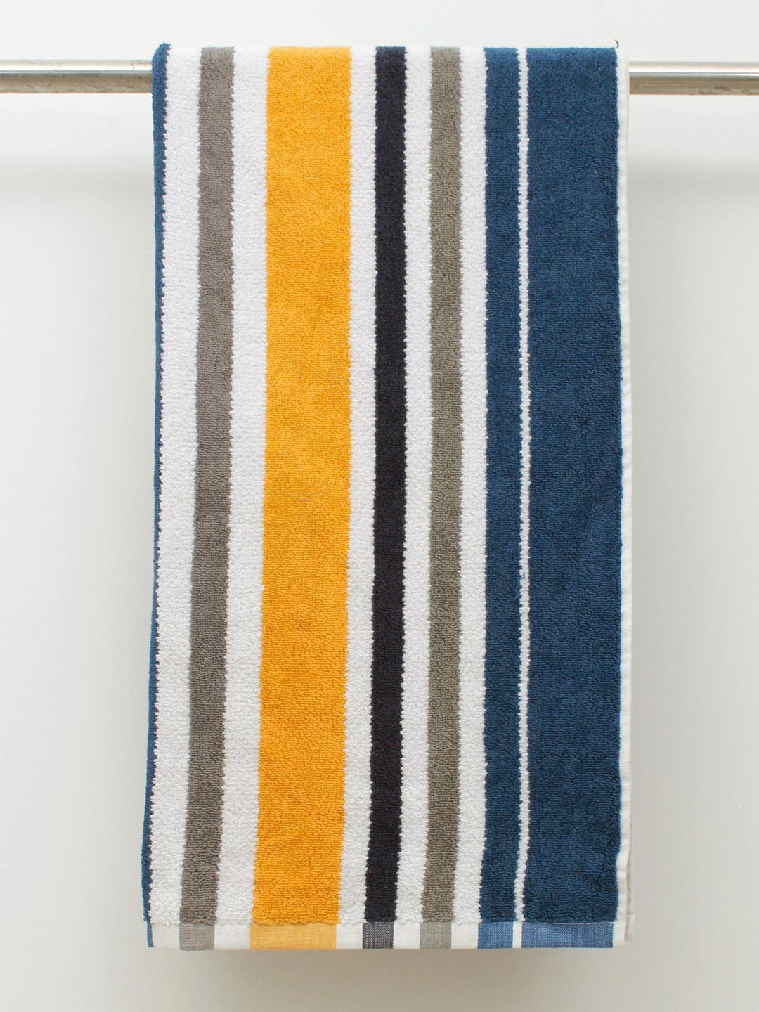 

AVI Living Unisex Blue & White Striped Cotton 550 GSM Bath Towels