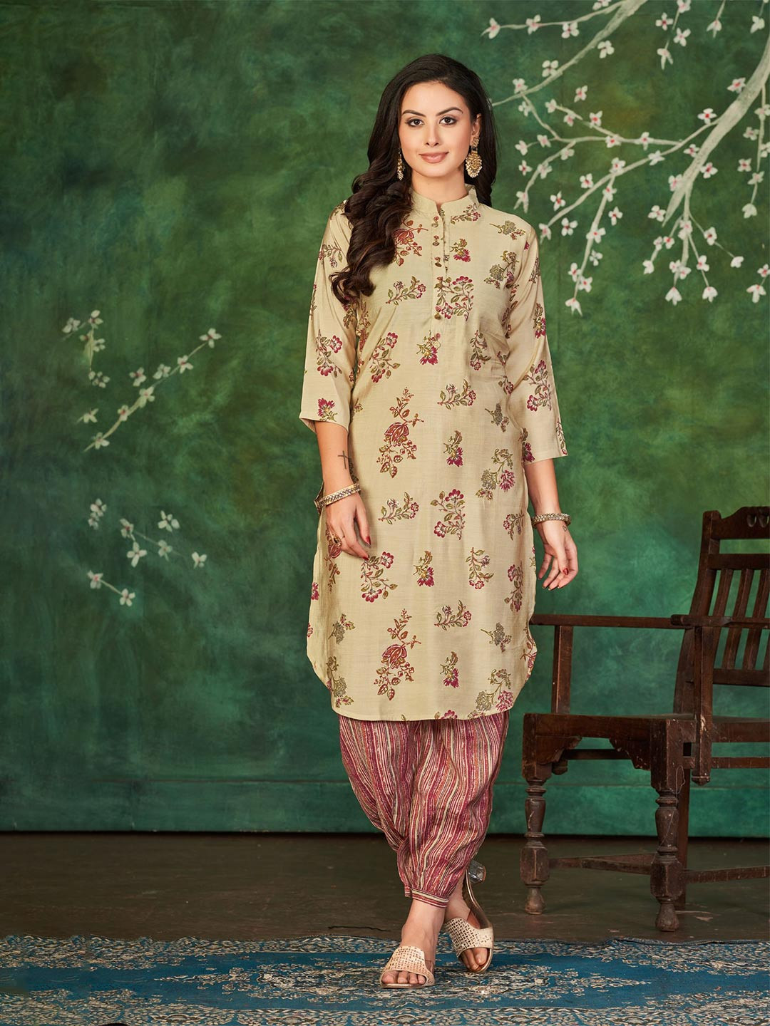 

KALINI Floral Printed Regular Kurta with Salwar, Cream