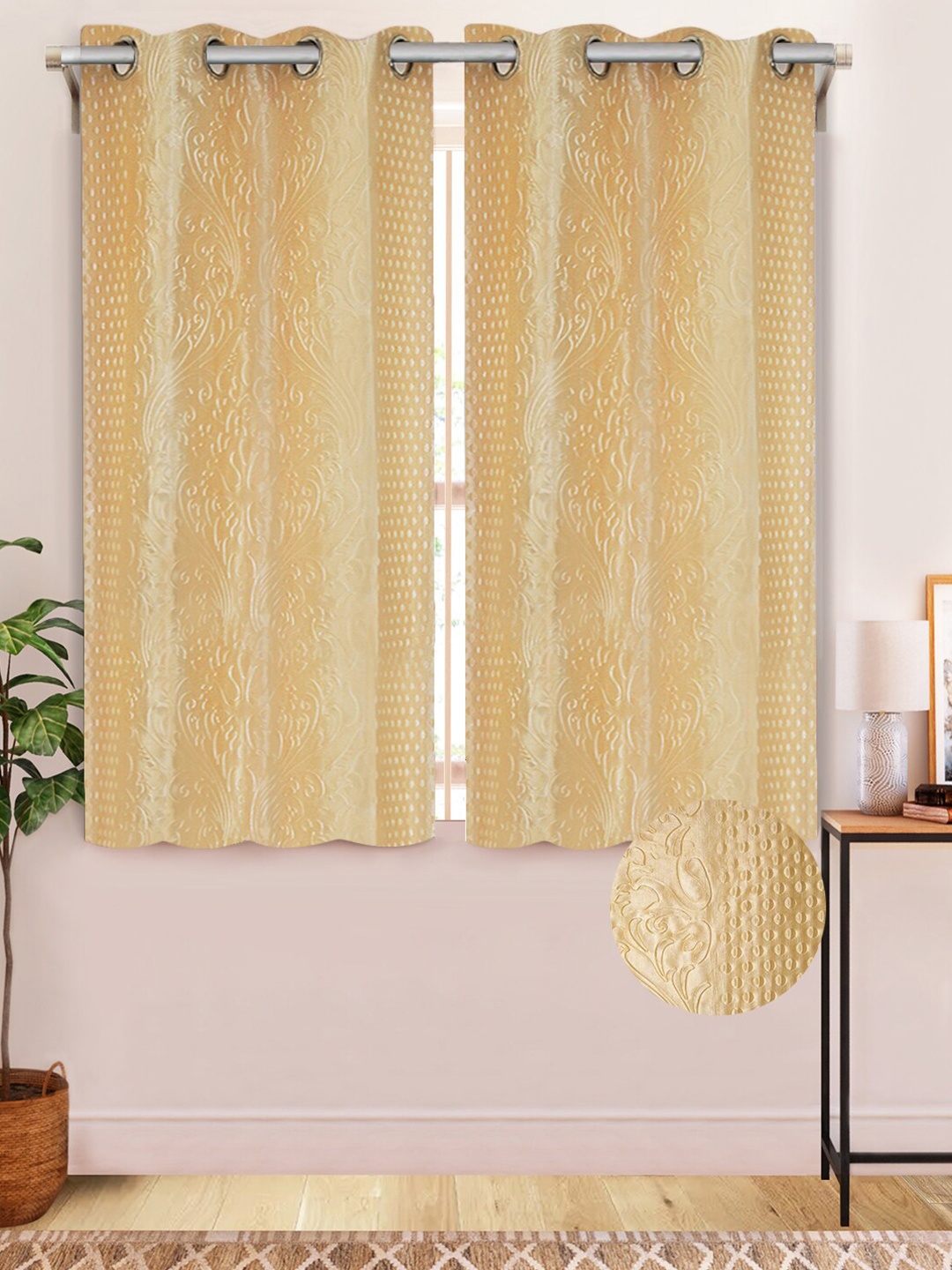 

Aura Cream Coloured 2 Pcs Floral Printed Window Curtains