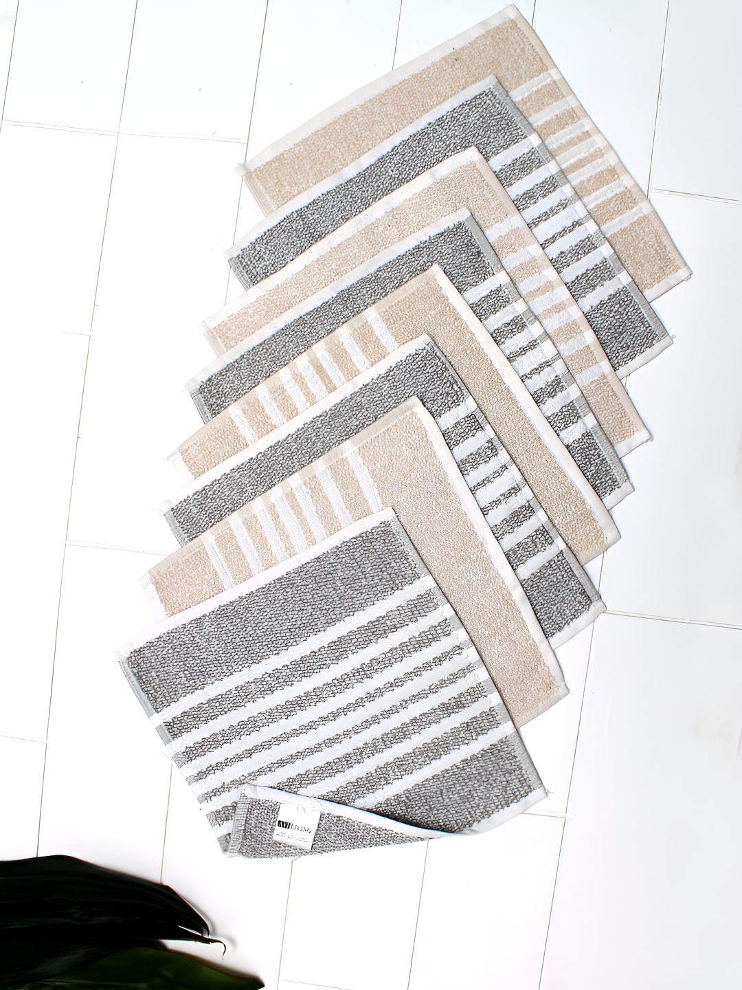 

AVI Living Grey & Beige 8 Pcs Striped 550 GSM Pure Cotton Face Towels