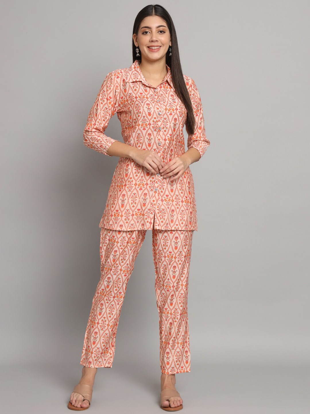 

Readiprint Ethnic Motifs Printed Pure Silk Shirt With Trousers, Cream