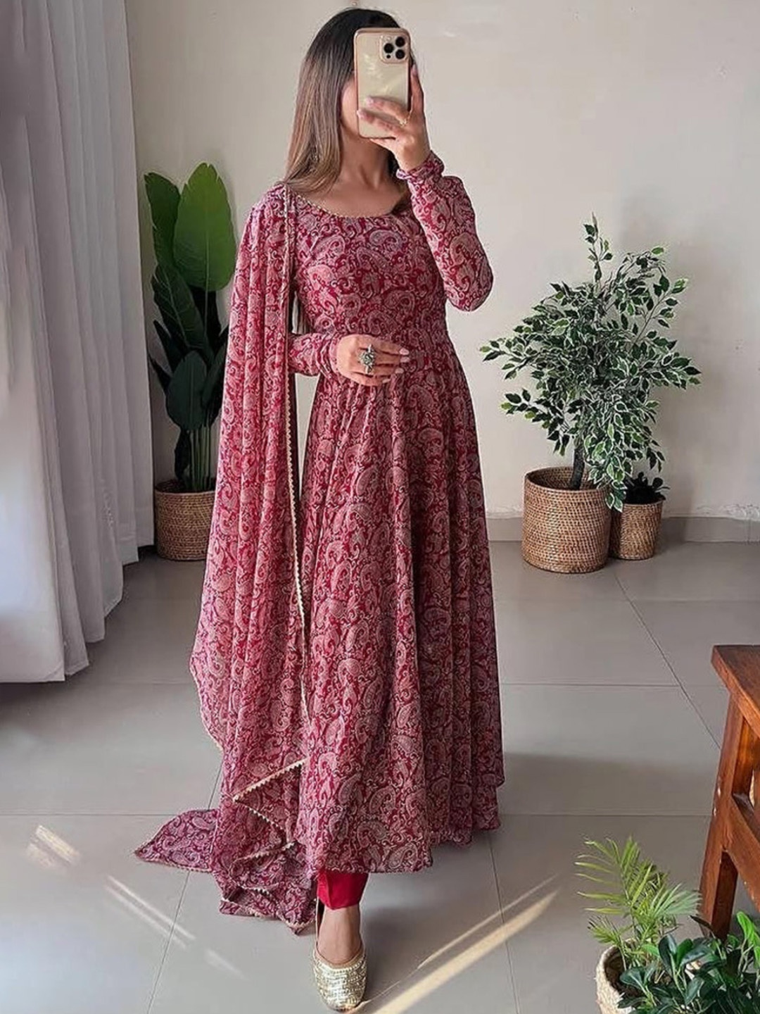 

Tulip Eden Paisley Printed Georgette Anarkali Kurta WIth Dupatta, Maroon
