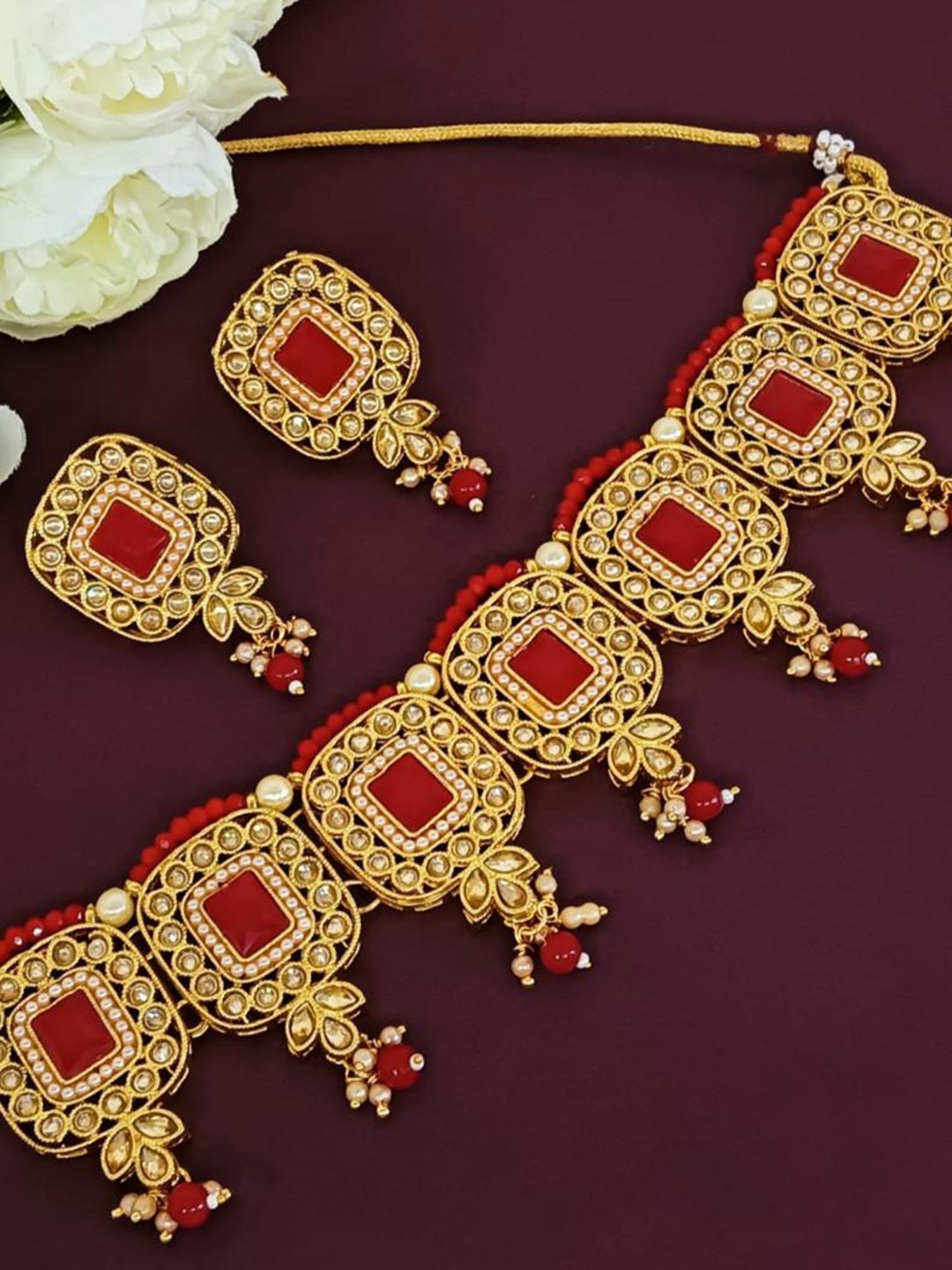 

Efulgenz Gold-Plated Stone Studded Jewellery Set
