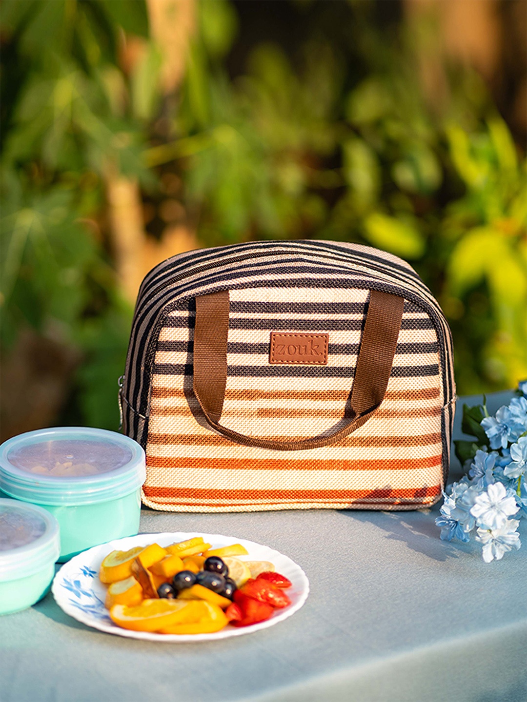 

ZOUK Women Striped Zipper Lunch Bag, Beige