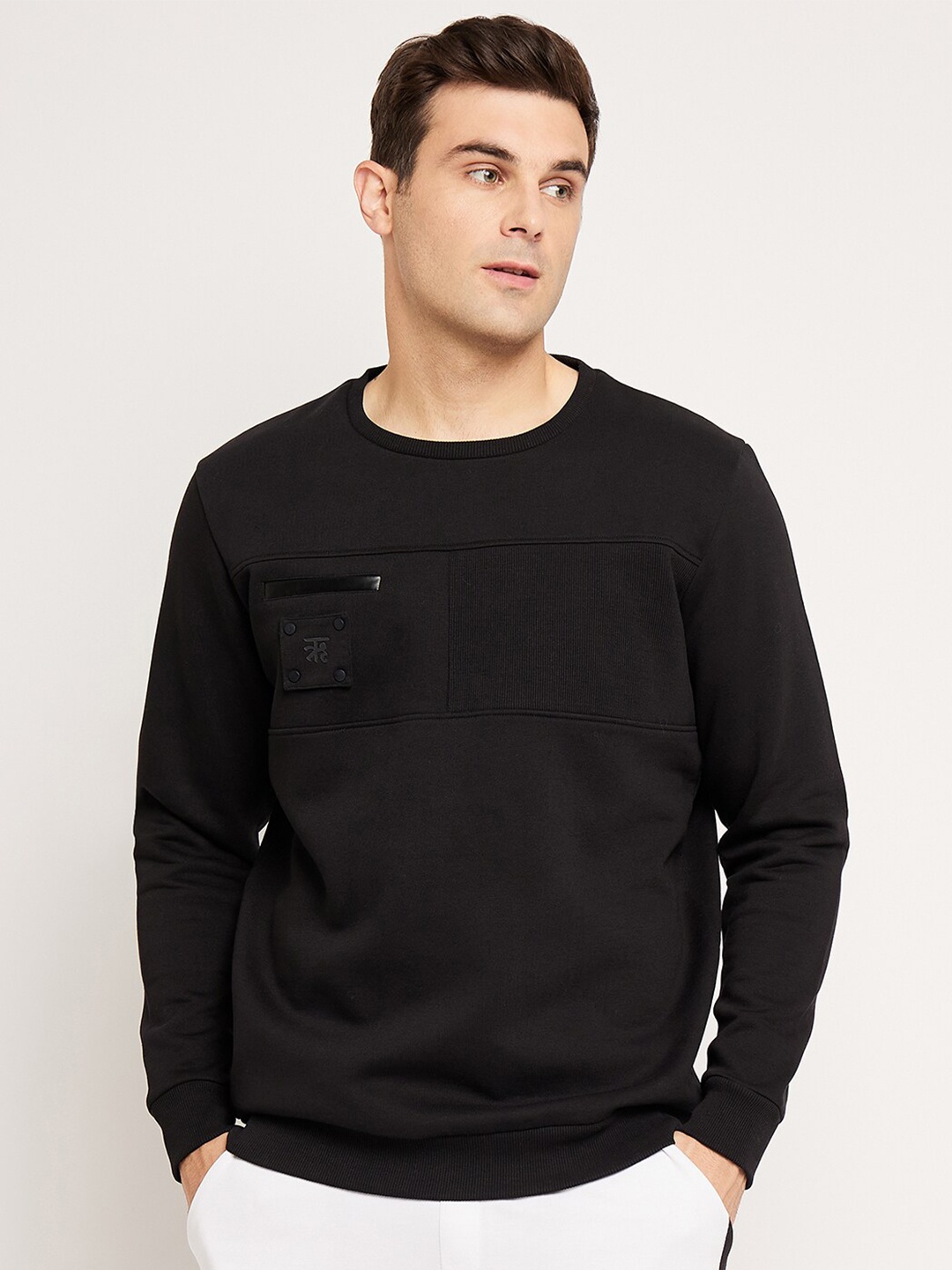 

EDRIO Round Neck Fleece Sweatshirt, Black