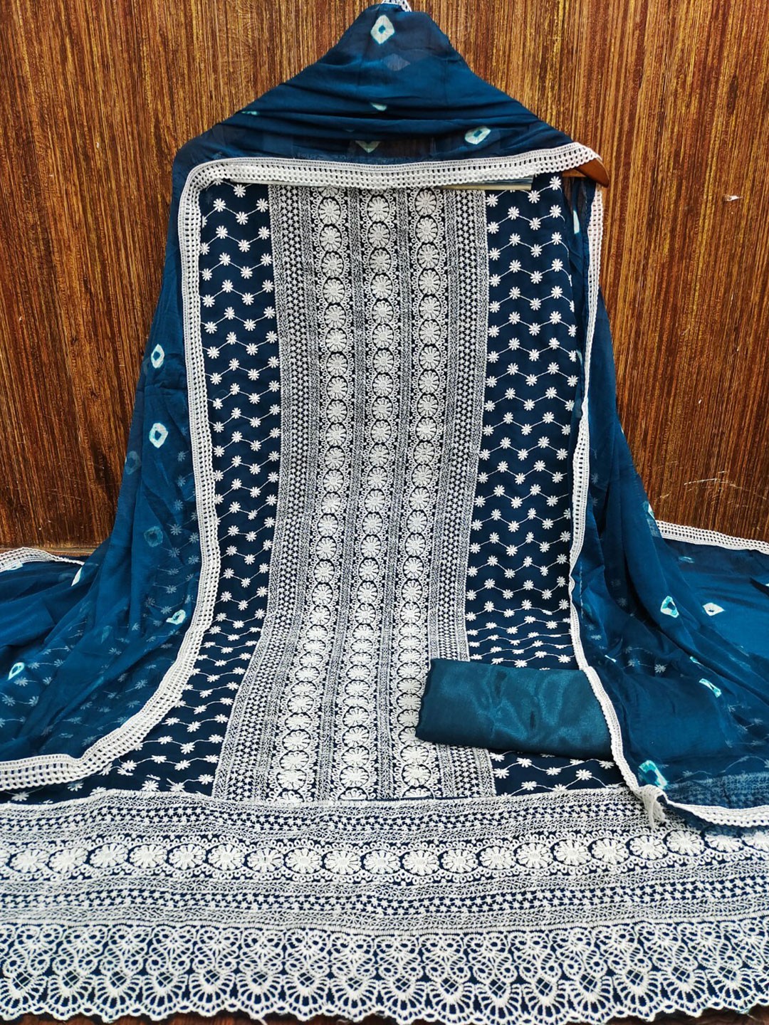 

ZEEPKART Embroidered Unstitched Dress Material, Teal