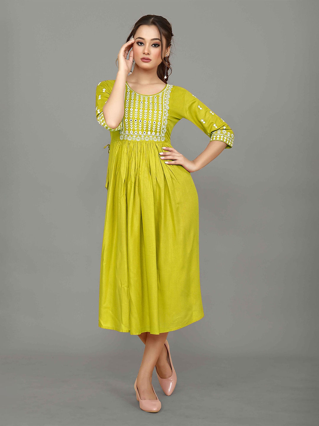

choiceit Round Neck Embroidered Pure Cotton A-Line Kurta, Green